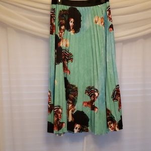 Afro graphic Beautiful pleated skirt.